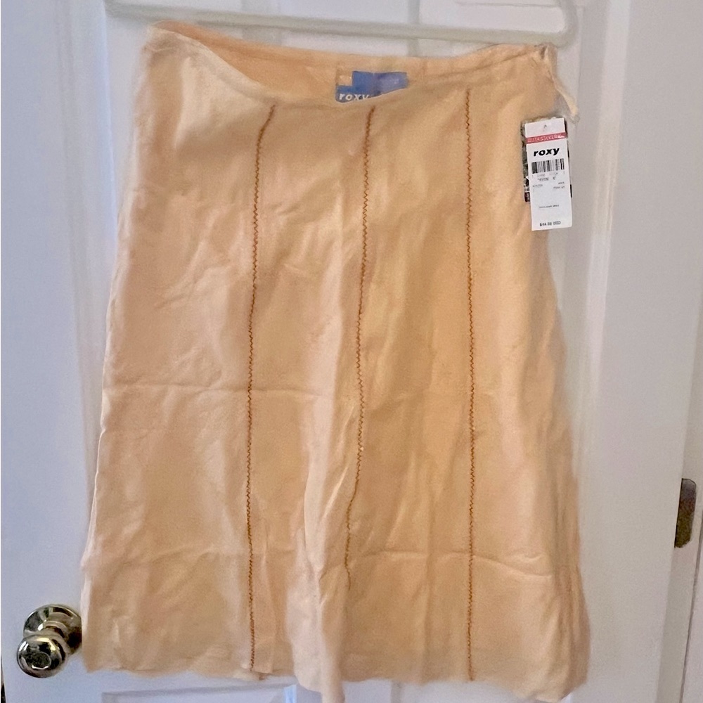 NWT, Roxy Skirt